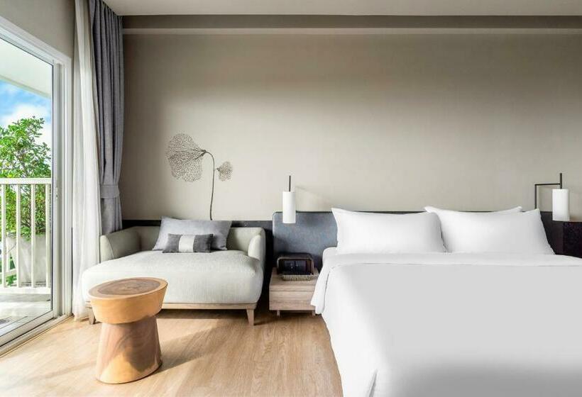 Номер Deluxe Кровать Кинг, Cross Pattaya Pratamnak   Sha Plus