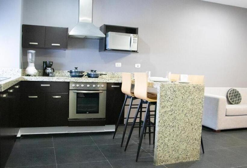 سوئیت 2 خوابه, Sole Suites