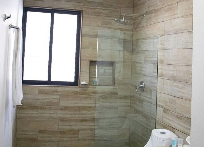سوییت, Sole Suites
