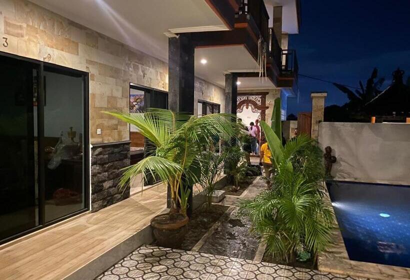 Номер Стандарт с Балконом, Odadi Guesthouse