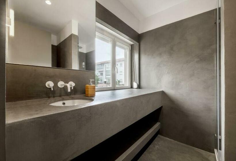 スタンダードルーム, Rainbow Suites By Olala Homes