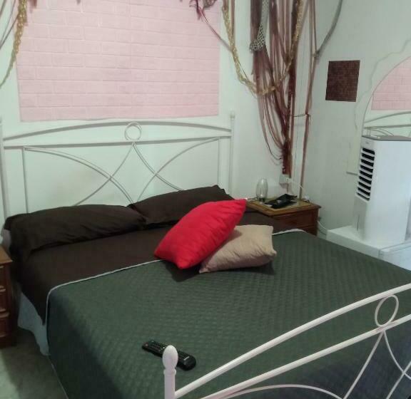Семейный Номер, B&b Cleopatra
