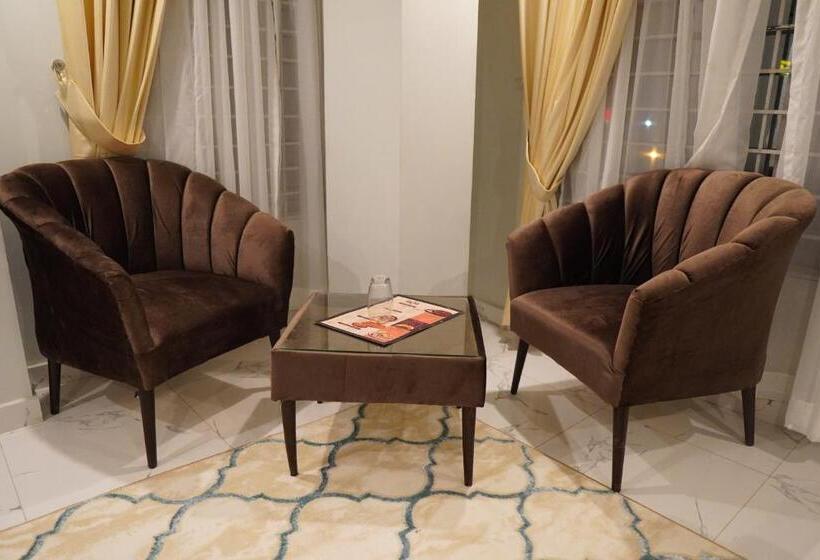 اتاق استاندارد یک نفره, Nuva