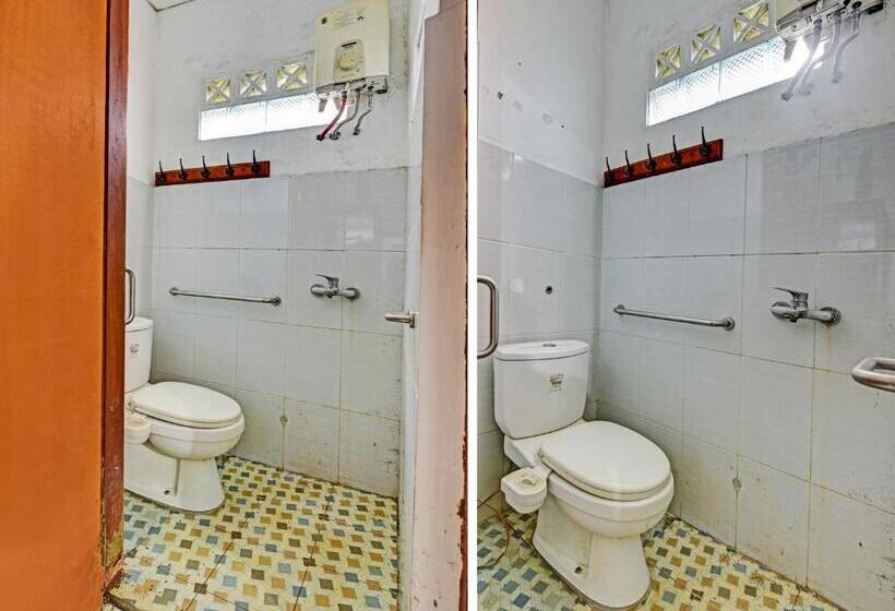 Номер Стандарт, Spot On 91372 Wisma Bulin