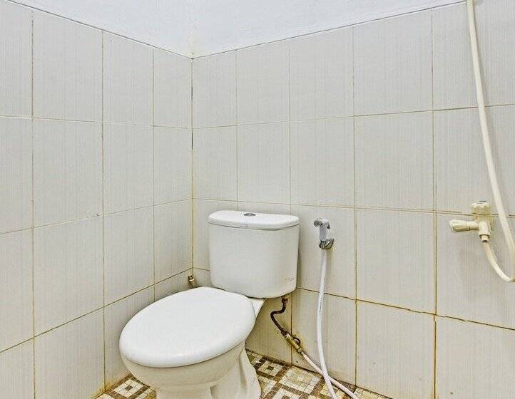Номер Стандарт, Spot On 91372 Wisma Bulin