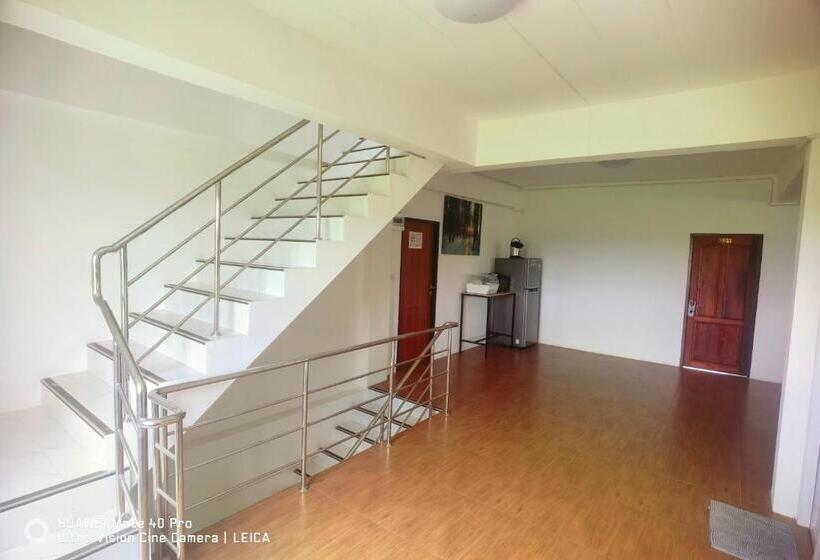Номер Стандарт Совместная Ванная, 115 Townhouse
