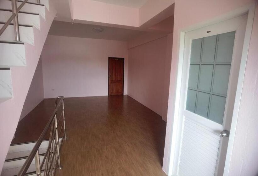 Дом 2 Спальни, 115 Townhouse
