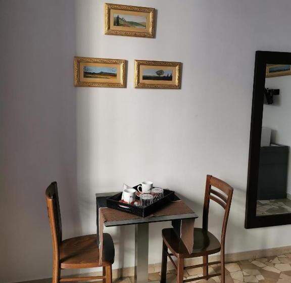 اتاق استاندارد, Affittacamere Sciacchithouse