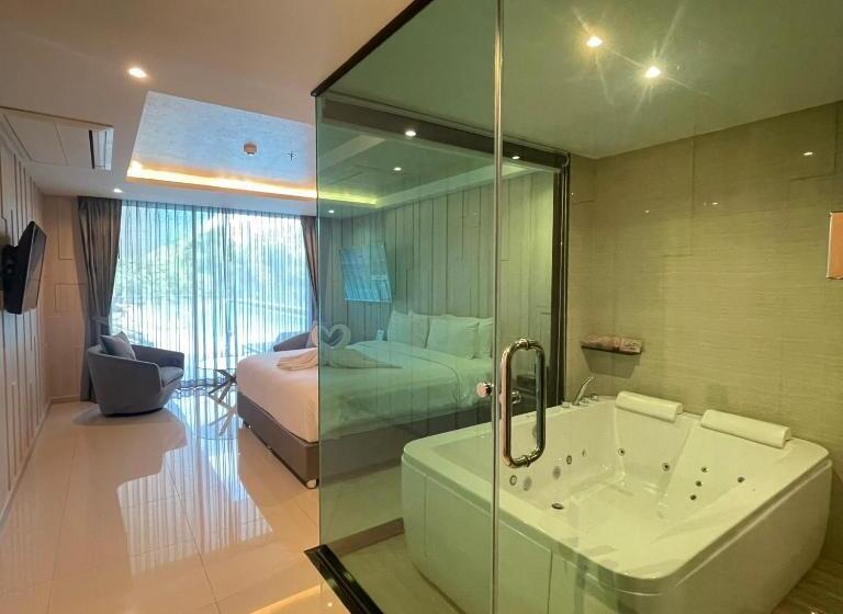 Люкс Кровать Кинг, The Tj Hotel Jomtien