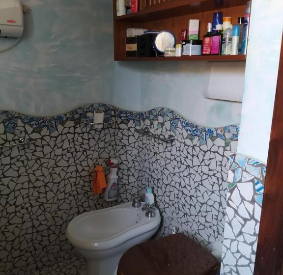 Номер Стандарт, Dog House From Pompei Amalfi
