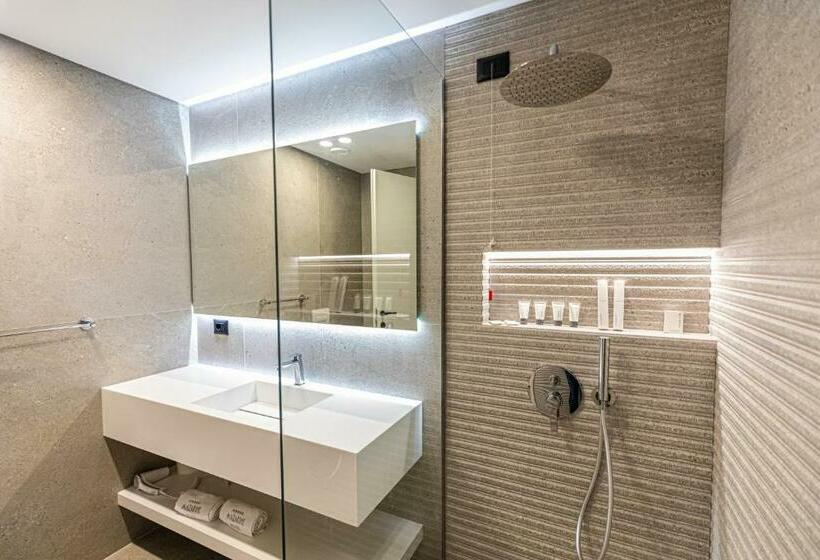 Номер Deluxe Вид на Море, Mazarine Hotel, Vlorë, Albania