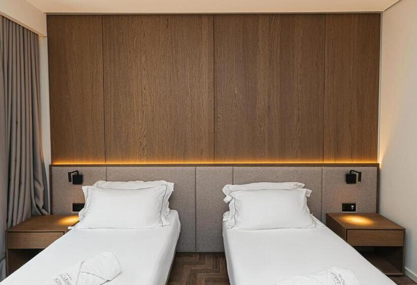 Номер Superior Вид на Море, Mazarine Hotel, Vlorë, Albania