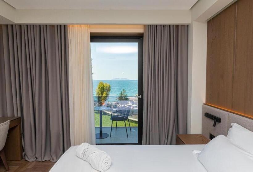 Трехместный Superior Вид на Море, Mazarine Hotel, Vlorë, Albania