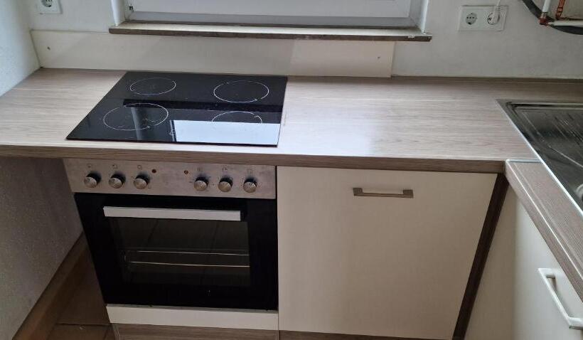 Апартаменты 3 Спальни, Rooms & Apartments Schwäbisch Gmünd