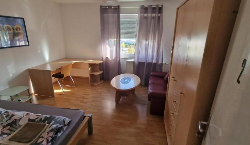 Номер Стандарт Совместная Ванная, Rooms & Apartments Schwäbisch Gmünd