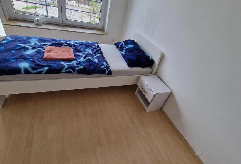 Номер Стандарт с Балконом, Rooms & Apartments Schwäbisch Gmünd