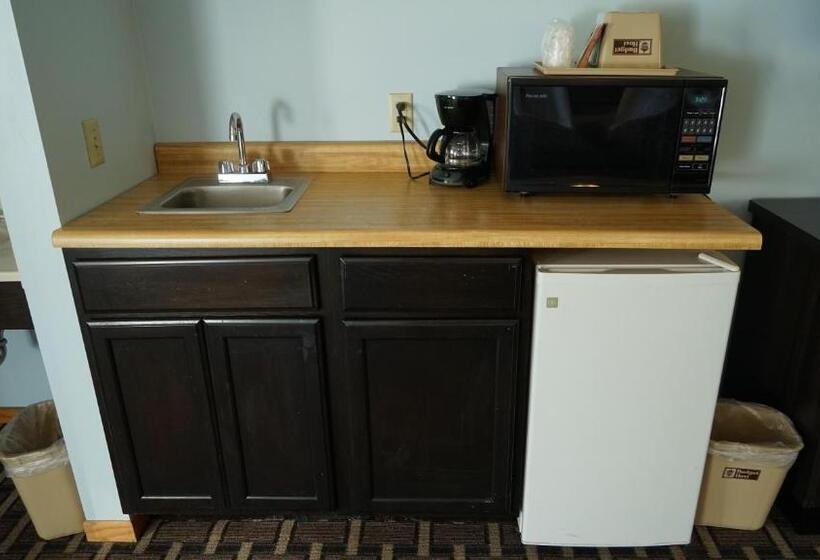 스탠다드 룸, Budget Host Inn Fridley