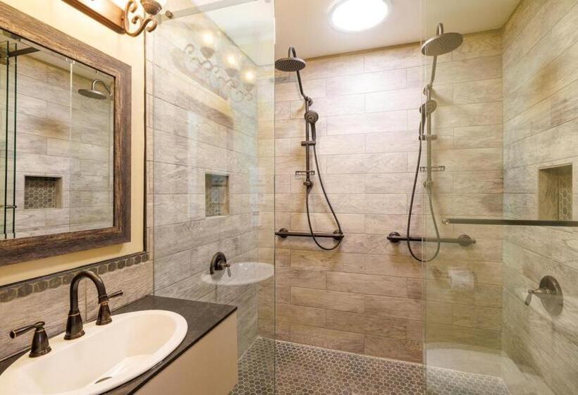 Стандартный Номер Кровать Кинг, Mira Monte Inn & Suites