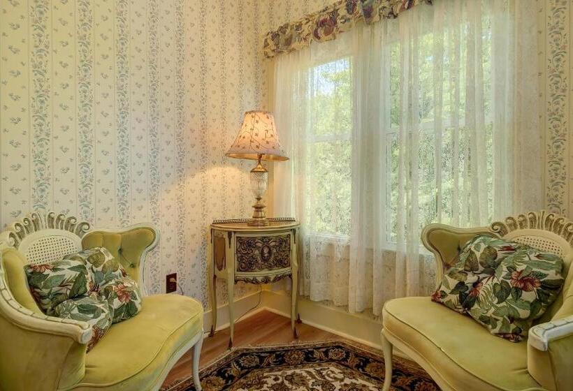 Номер Стандарт, Mira Monte Inn & Suites