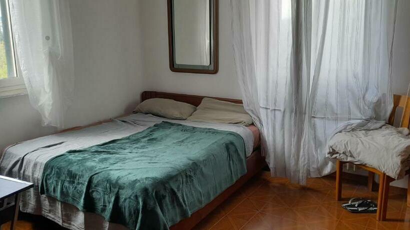 اتاق استاندارد با چشم‌انداز کوهستان, Monstera Room Vicino Al Centro