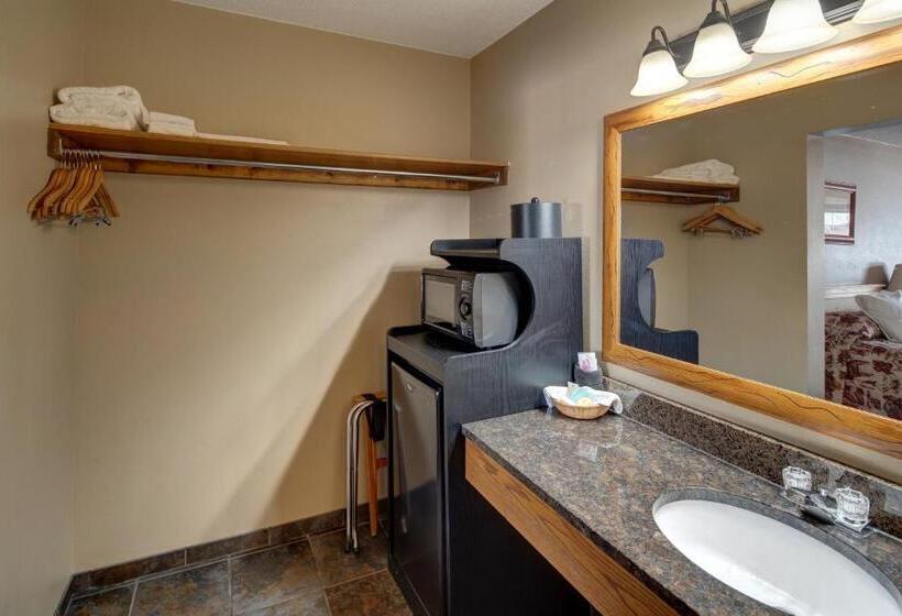 Семейный Полулюкс, Rock Crest Lodge And Cabins