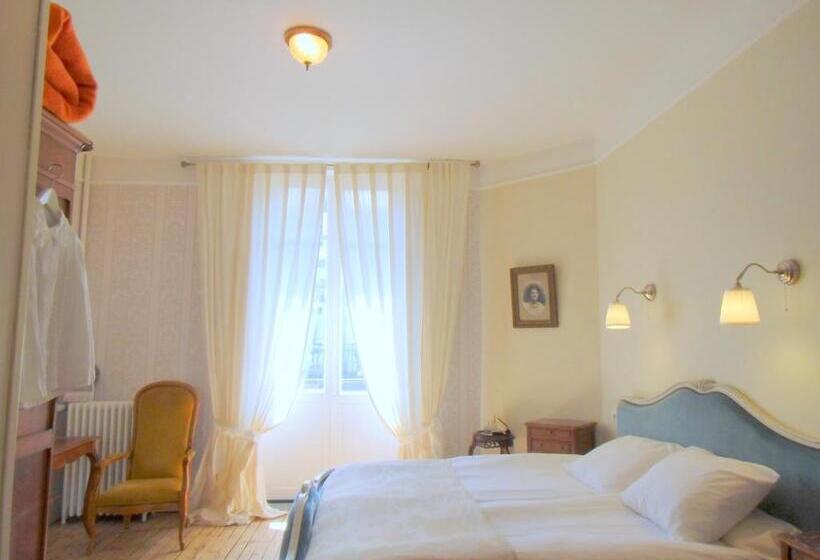 Четырехместный Номер Superior, Hôtel De La Providence