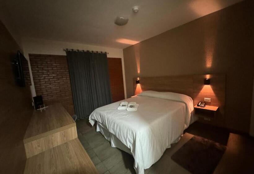 Deluxe Kamer met Balkon, Garnier