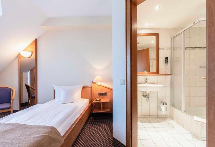 Номер Стандарт Индивидуальный, Markgraf