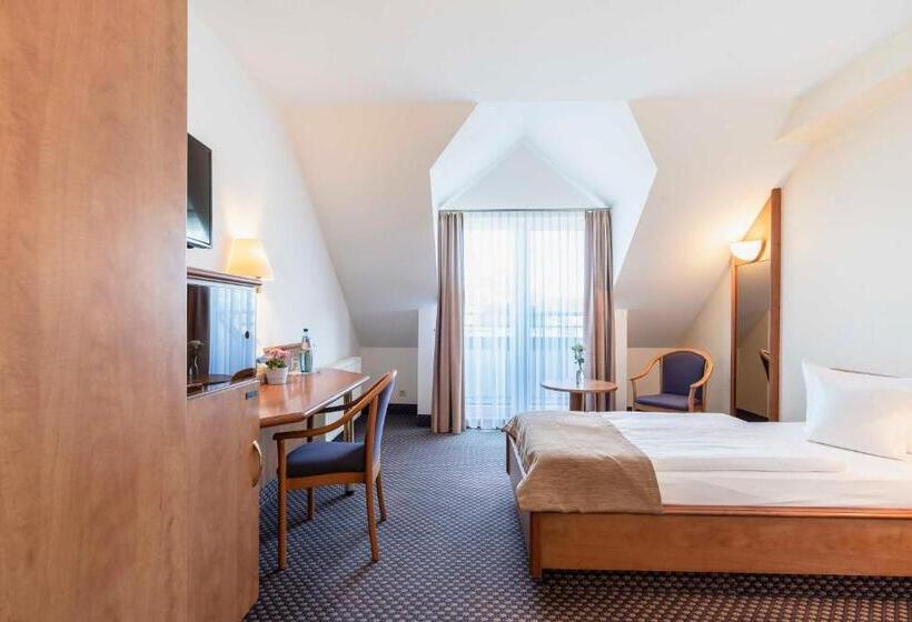 Номер Стандарт Вид на Сад, Markgraf