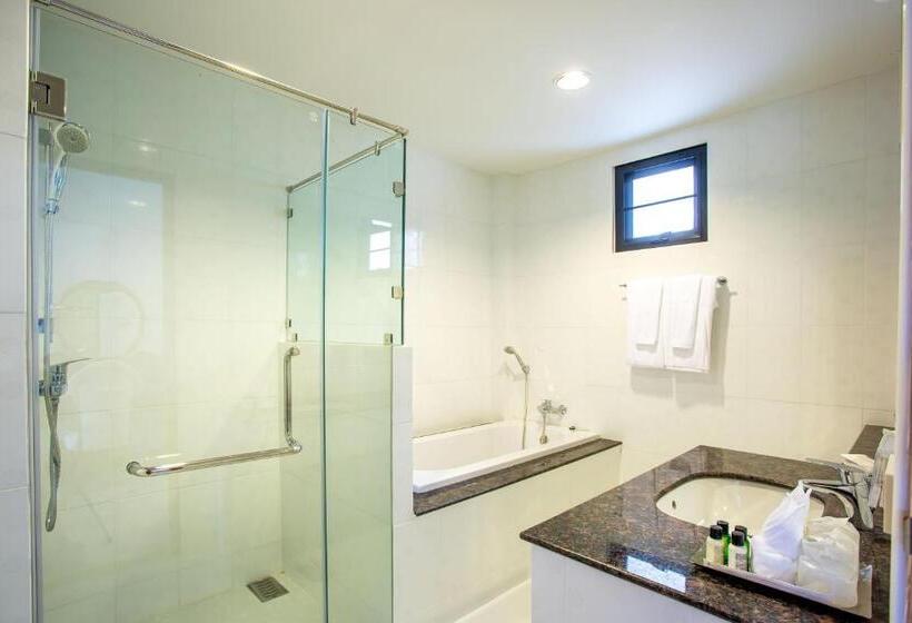 스탠다드 룸 킹사이즈 침대, Channgarm Mountain View Resort จันทน์งาม เมาท์เท่นวิว รีสอร์ท