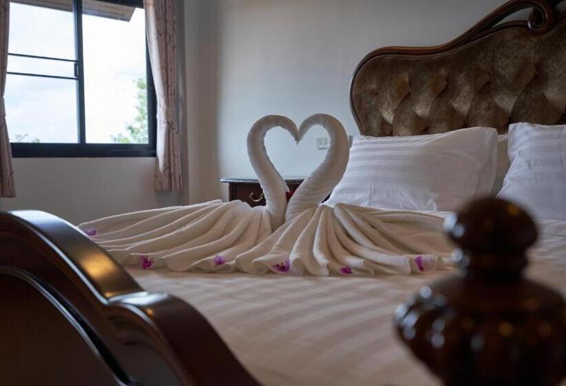발코니가 있는 스위트, Channgarm Mountain View Resort จันทน์งาม เมาท์เท่นวิว รีสอร์ท