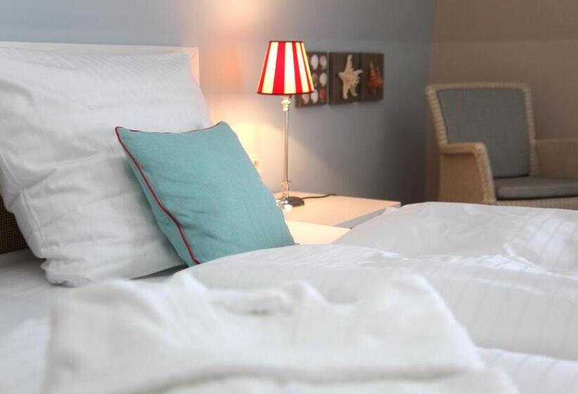 Standardzimmer innenliegend, Mein Strandhaus   Hotel, Restaurant & Schwimmbad