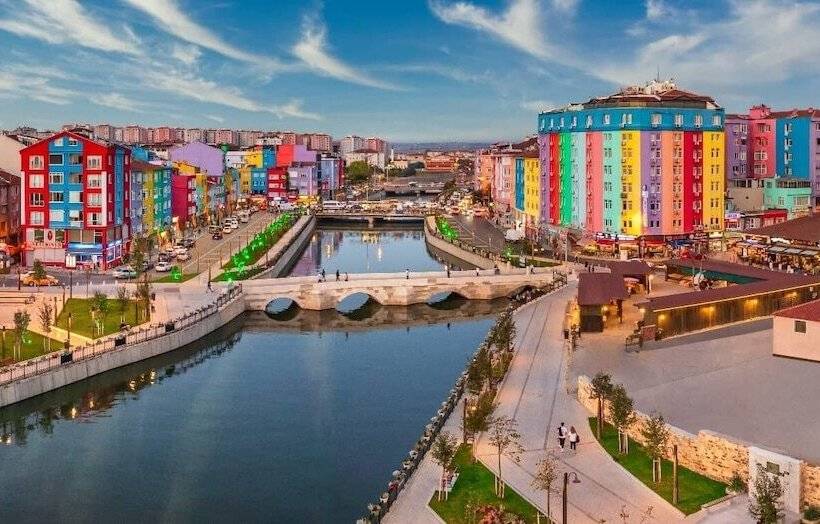 غرفة قياسية, Silivri Park
