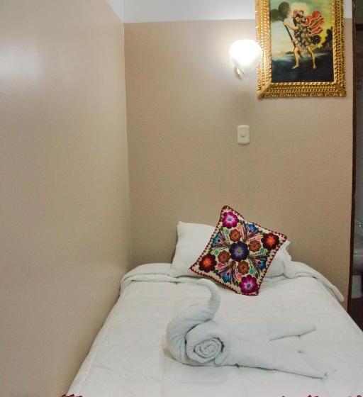 Quarto Estandar Individual, Rituales Inn   Terminal Terrestre