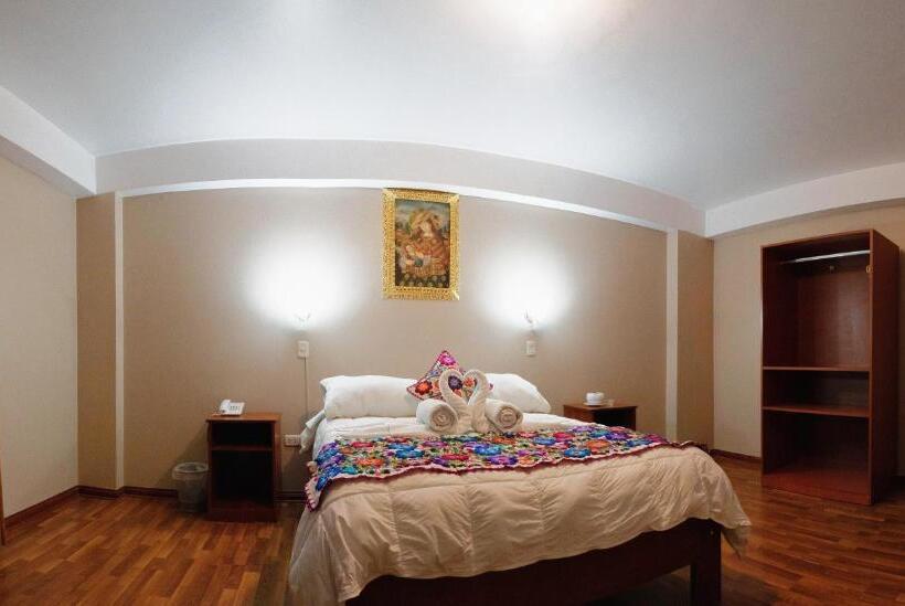 Quarto Estandar, Rituales Inn   Terminal Terrestre
