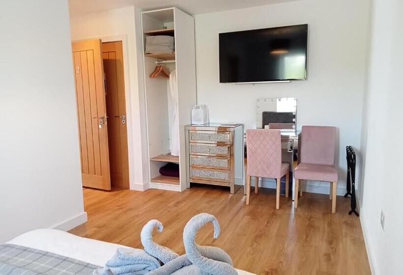 Номер Стандарт, Flotnar Hús   Ensuite Rooms