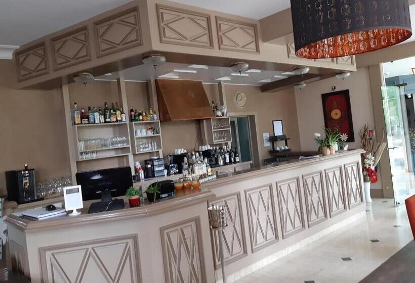Номер Deluxe, Logis Hôtel Restaurant Le Parc