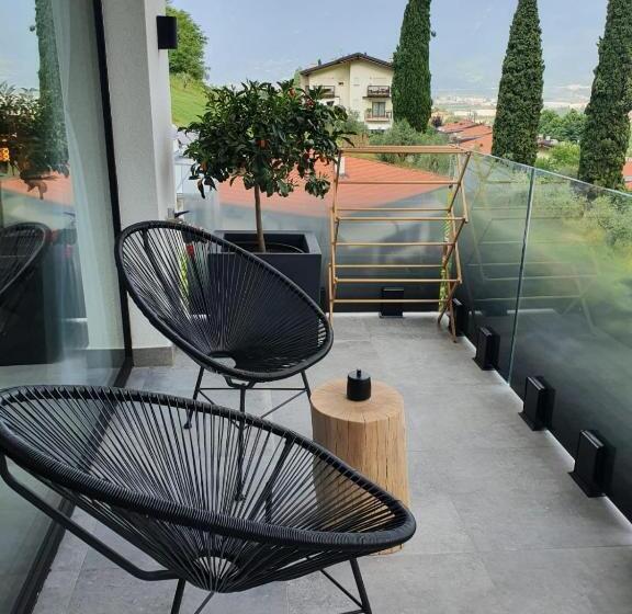 Четырехместный Номер Deluxe, Visioni Lake View Boutique Rooms & Breakfast   Adults Friendly