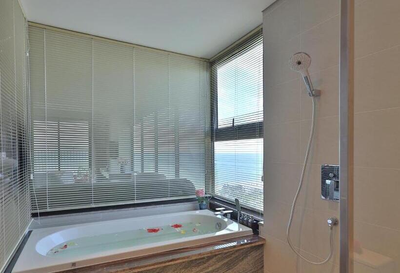 سوییت جونیور با چشم‌انداز دریا, Vipol Mui Ne Hotel & Spa