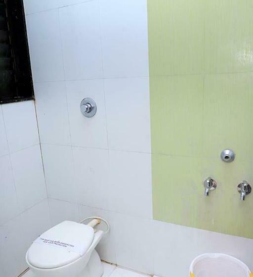 Номер Стандарт, Annapura Residency, Chalisgaon