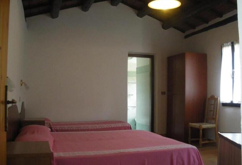 スタンダード４人部屋, Agriturismo Orsaiola