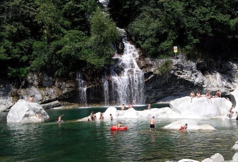 Семейный Номер, Al Fiume