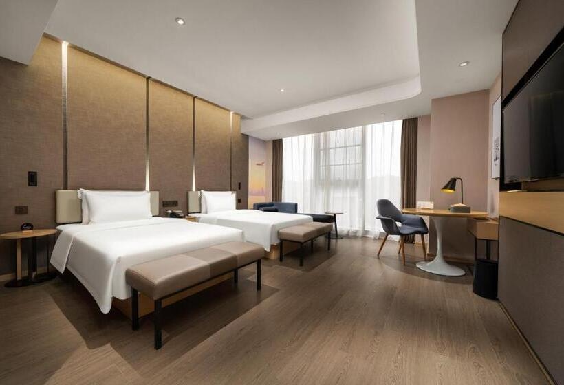 Номер Superior, Atour S Hotel Shenzhen Longgang Zhonghaixing
