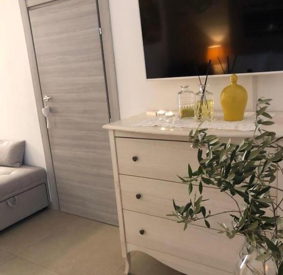 Апартаменты Deluxe 1 Спальня, Zerostuni Suite Apartment