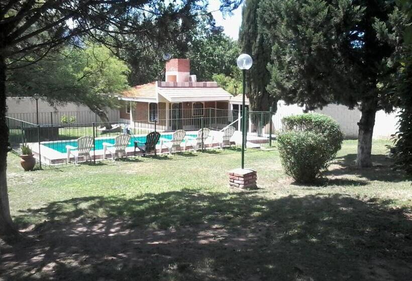 샬레, La Casa De Ana