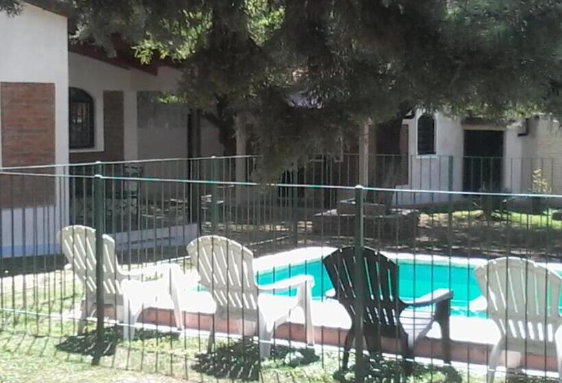 샬레, La Casa De Ana