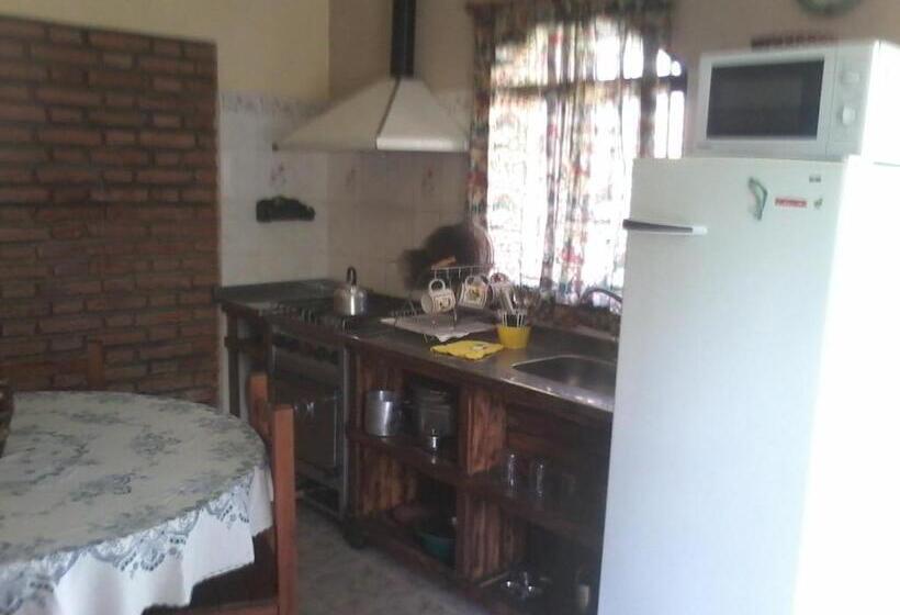 샬레, La Casa De Ana