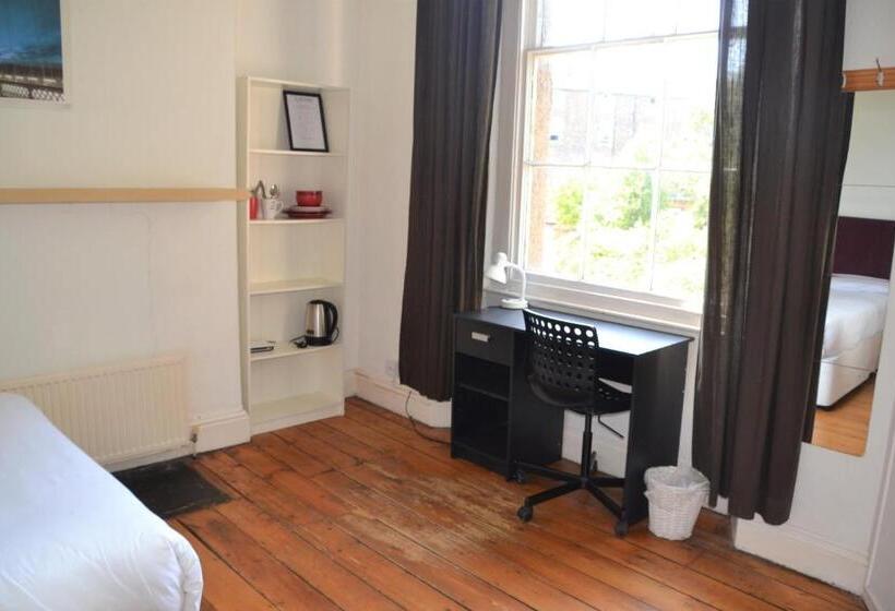 Номер Стандарт Совместная Ванная, Arlington Villas Townhouse By Clifton Short Lets