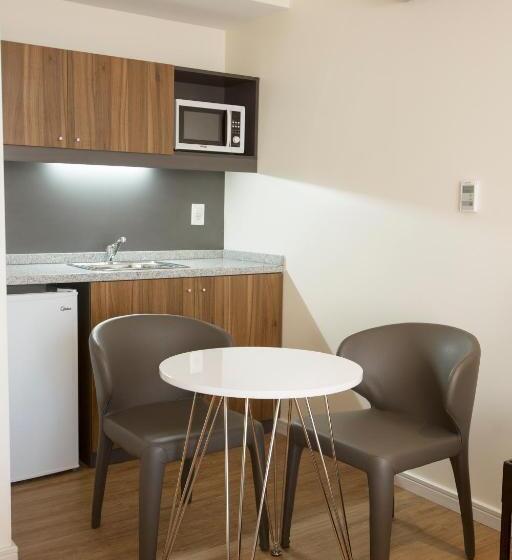 Трехместный Номер Deluxe, Regency Way Montevideo