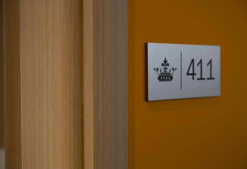Семейный Номер, Regency Way Montevideo